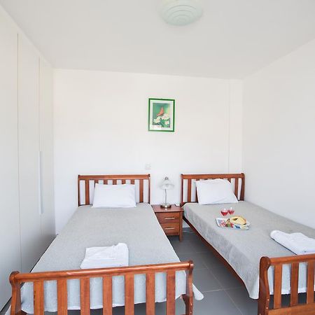 Jenny Villa 23 Polis Room photo
